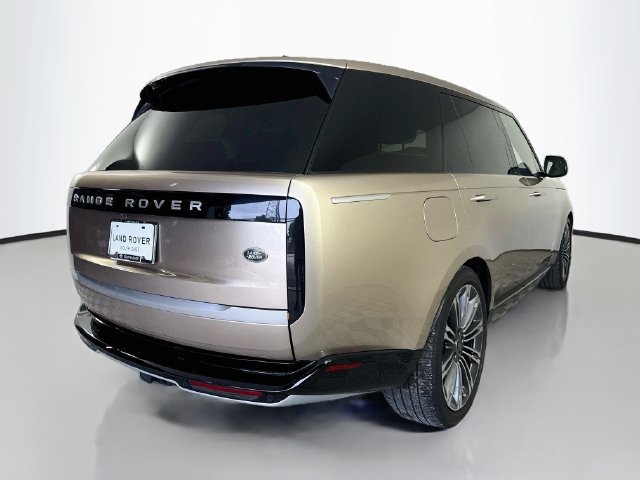 Used 2023 Land Rover Range Rover Long Wheelbase Autobiography AWD/4WD image 5