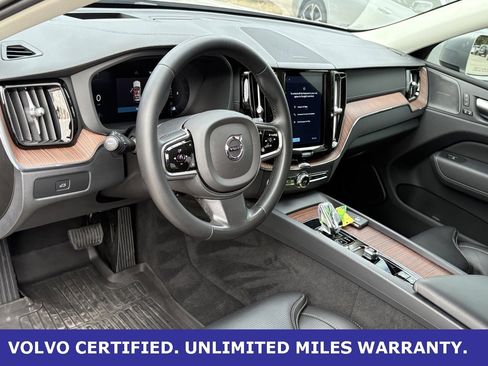 Certified 2023 Volvo XC60 B5 Ultimate w/ Climate Package image 15