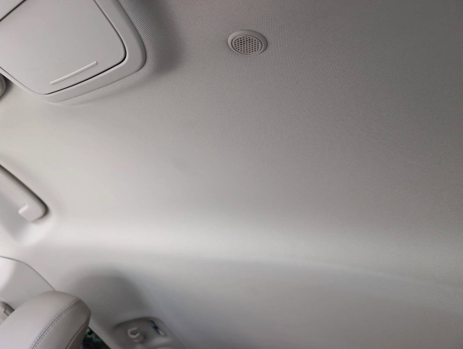 Used 2020 Ford Explorer Limited RWD image 18