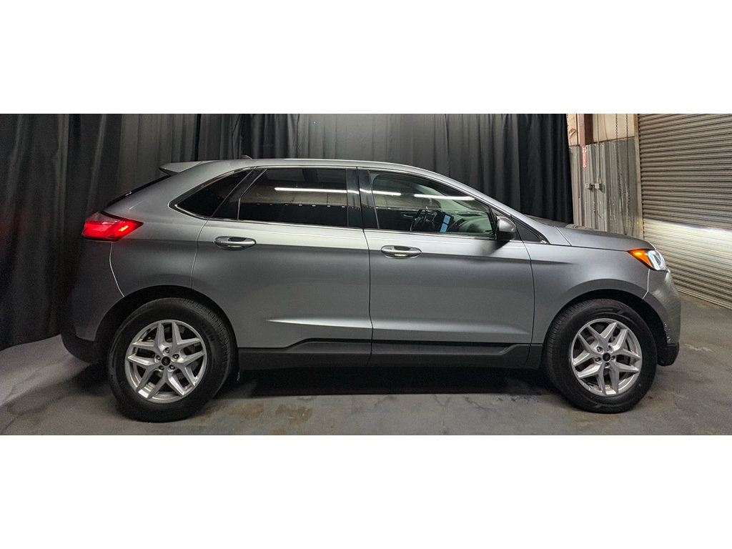 Used 2024 Ford Edge SEL AWD/4WD image 4