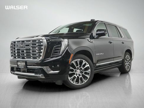Used 2026 GMC Yukon Denali w/ Denali Reserve Package AWD/4WD image 1