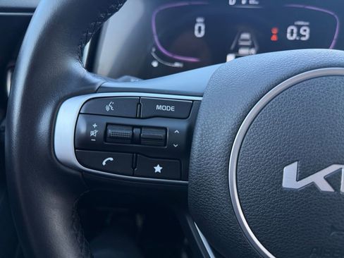 Used 2023 Kia Sportage EX image 23