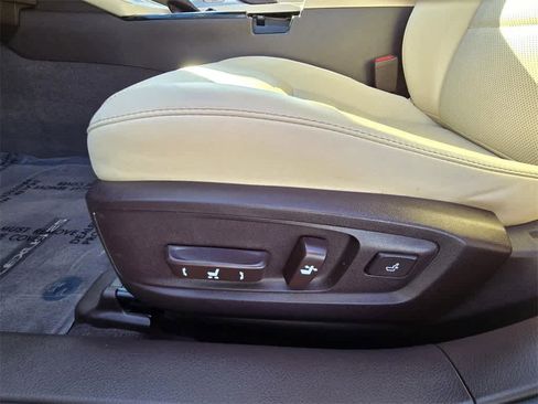 Used 2018 Lexus ES 300h image 13