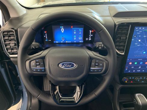 New 2025 Ford Ranger XLT w/ Equipment Group 301A High image 18