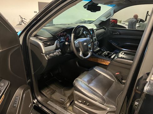Used 2015 Chevrolet Suburban LTZ AWD/4WD image 10