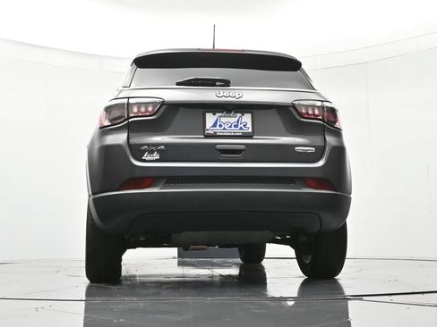 Used 2024 Jeep Compass Latitude AWD/4WD image 40