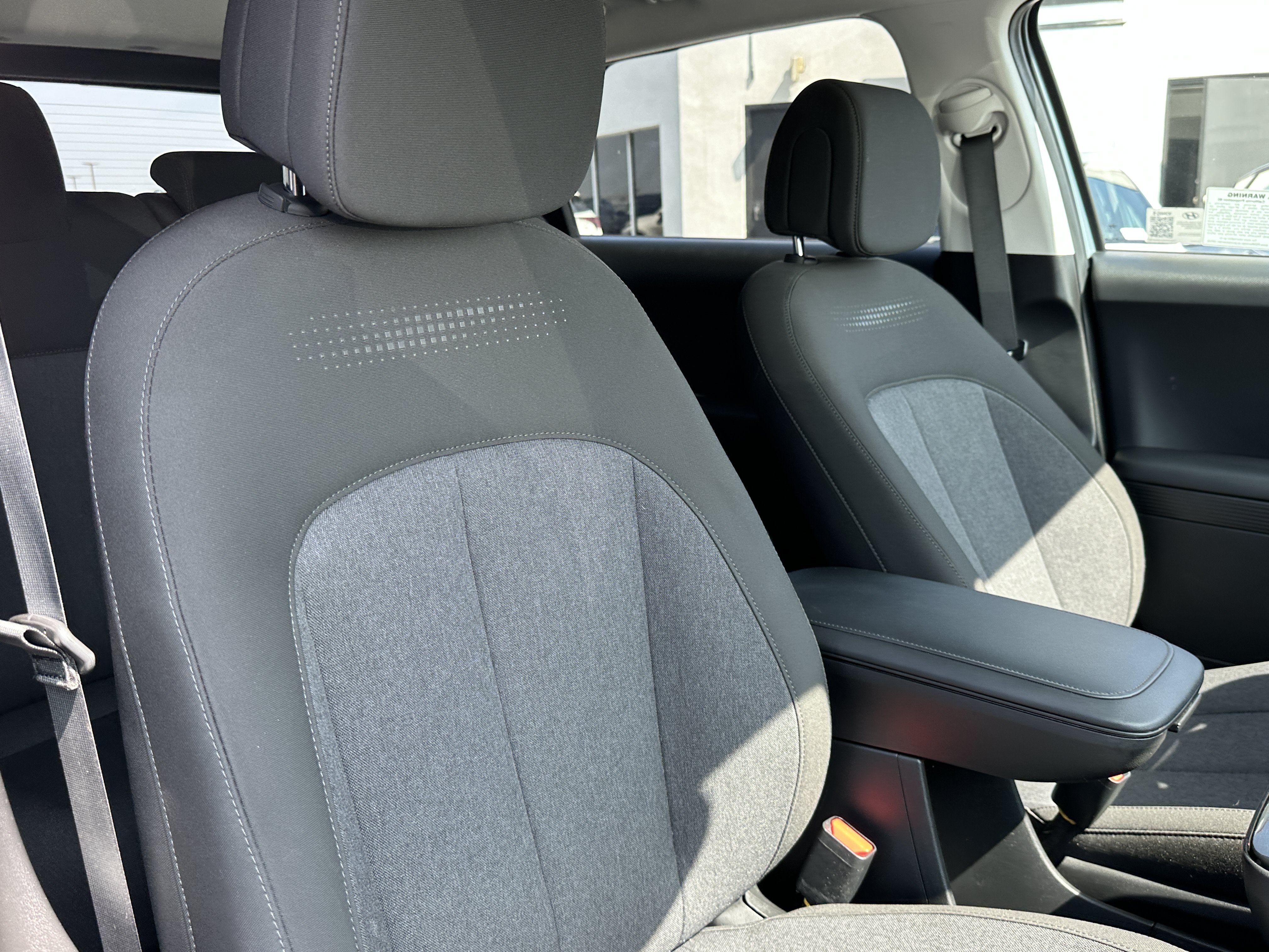 Used 2025 Hyundai Ioniq 5 SE RWD image 17
