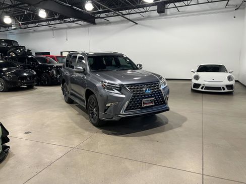 Used 2023 Lexus GX 460 Premium w/ Accessory Package image 1