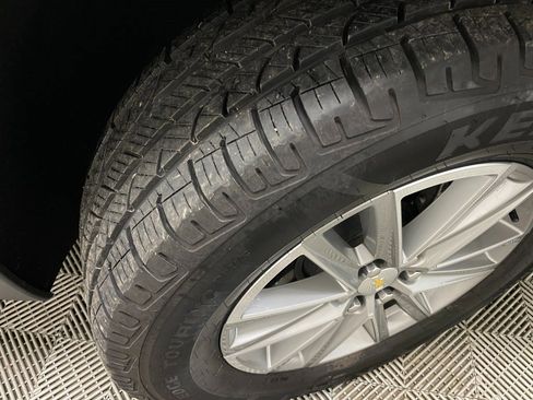 Certified 2022 Chevrolet Traverse LT image 49