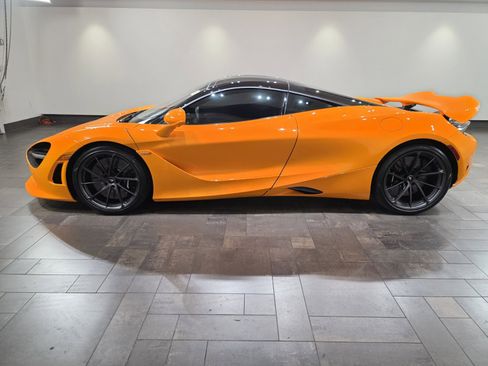 Used 2024 McLaren 750S image 3