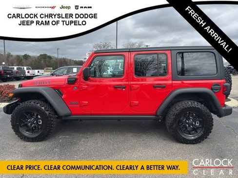 Used 2025 Jeep Wrangler Sport image 10