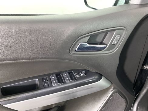 Used 2018 Chevrolet Colorado ZR2 w/ ZR2 Midnight Special Edition AWD/4WD image 15