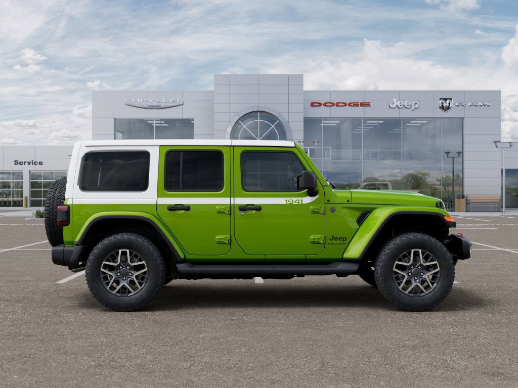 New 2026 Jeep Wrangler Unlimited Sahara w/ Whitecap Package AWD/4WD image 21