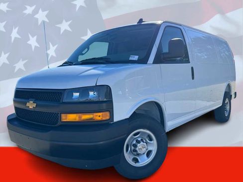 New 2026 Chevrolet Suburban LS image 35