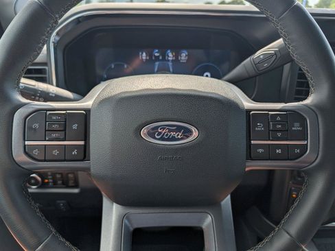 Used 2026 Ford F250 Lariat AWD/4WD image 23