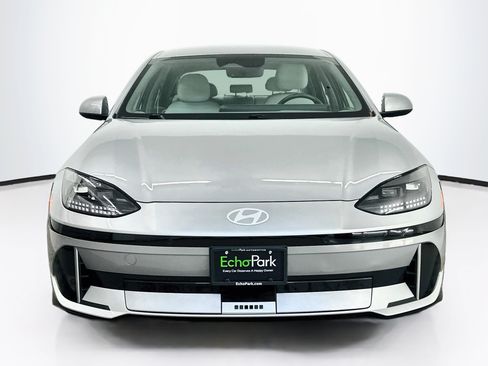 Used 2024 Hyundai Ioniq 6 SEL AWD/4WD image 2