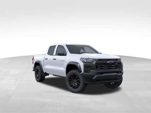 New 2026 Chevrolet Colorado Trail Boss AWD/4WD image 1