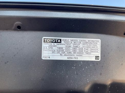 Used 2023 Toyota RAV4 XLE image 32