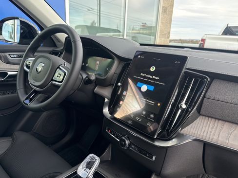 New 2026 Volvo XC90 B6 Ultra w/ Protection Package image 16