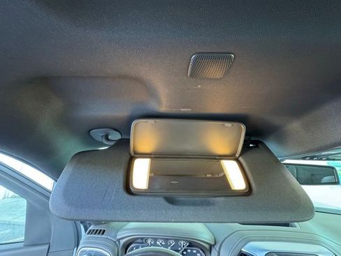 Used 2022 GMC Sierra 2500 SLT w/ SLT Premium Package image 37