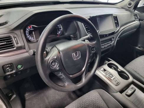 Certified 2023 Honda Ridgeline Sport image 12