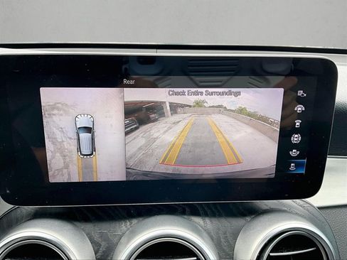 Used 2021 Mercedes-Benz GLC 300 image 23