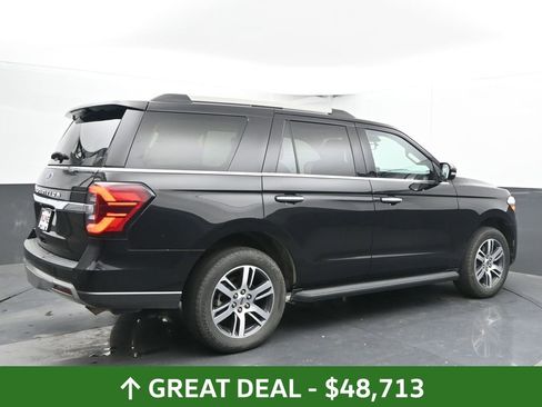 Used 2024 Ford Expedition Limited image 12