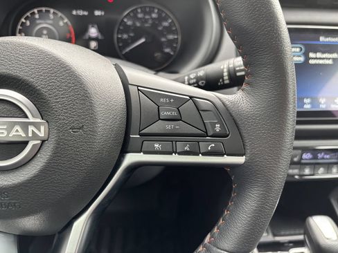 Used 2024 Nissan Kicks SR w/ SR Premium Package FWD image 15