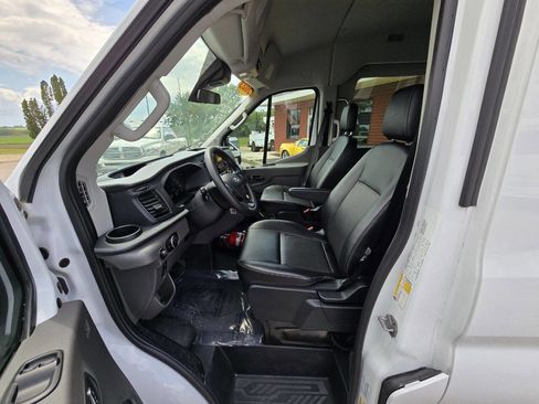 Used 2023 Ford Transit 350 XL image 15
