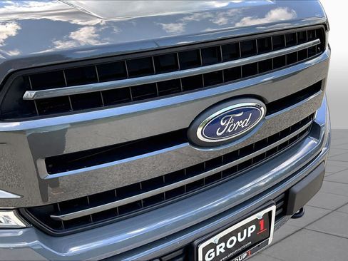 Used 2020 Ford F150 XLT w/ Equipment Group 302A Luxury AWD/4WD image 32