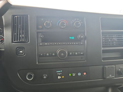 Used 2023 Chevrolet Express 3500 LS image 29