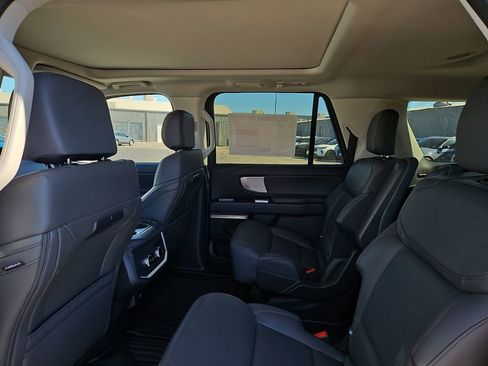 New 2025 Ford Expedition Max Active image 19