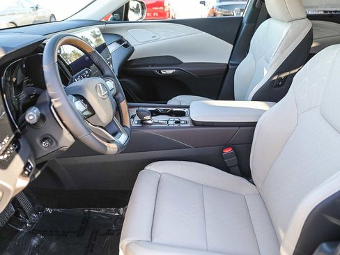 New 2026 Lexus RX 450h AWD image 17