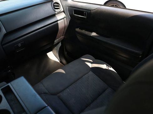 Used 2015 Toyota Tundra SR w/ Tow Package image 21