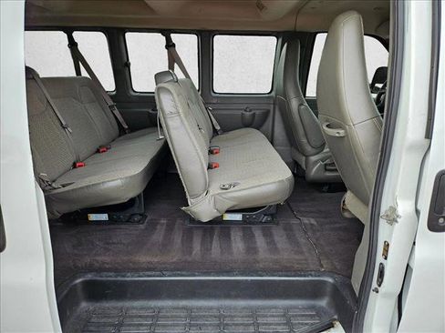 Used 2020 Chevrolet Express 3500 LT w/ LT Preferred Equipment Group image 19