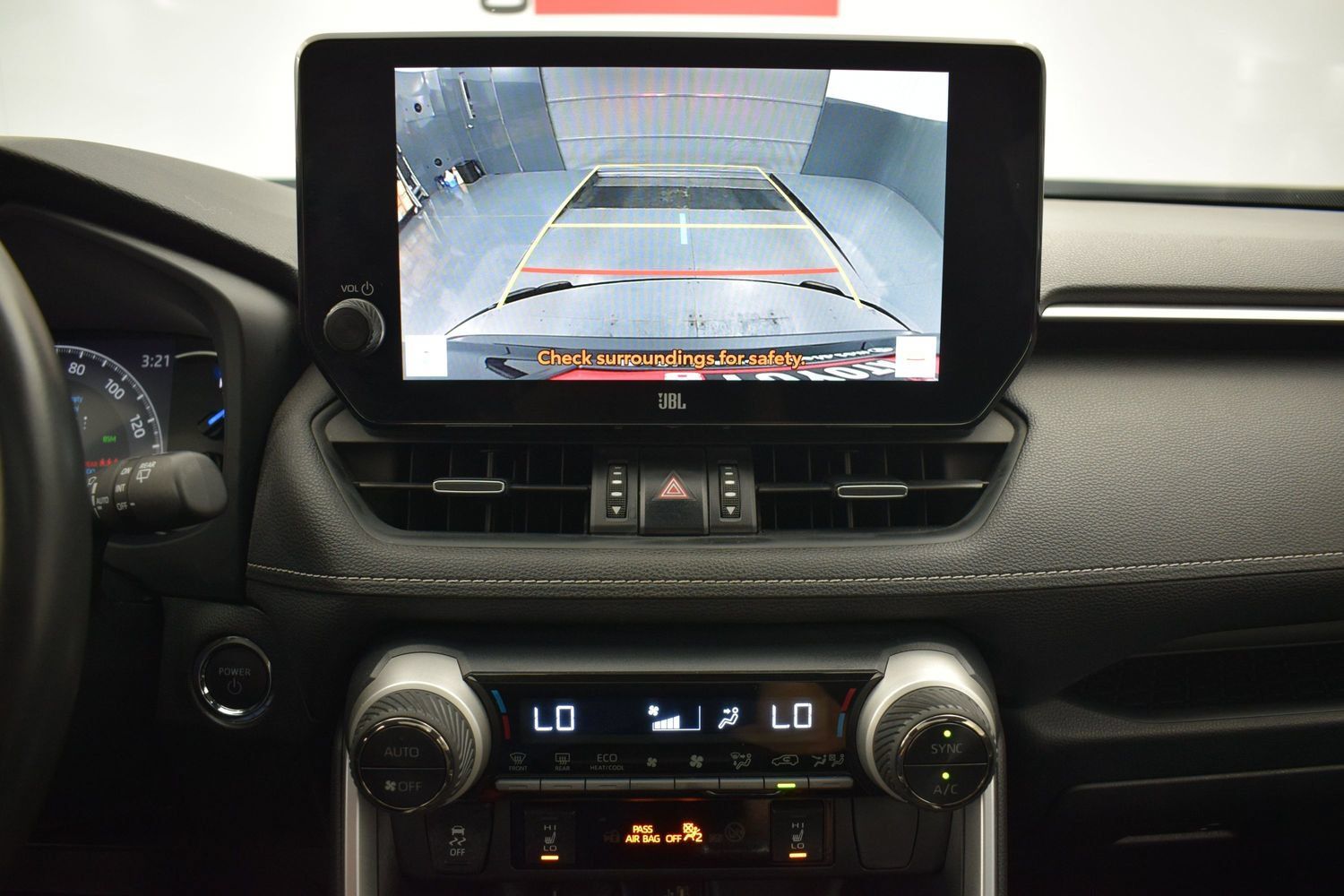 Used 2023 Toyota RAV4 XLE Premium AWD/4WD image 18