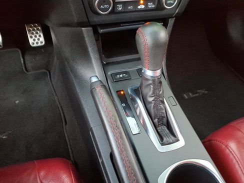 Used 2022 Acura ILX FWD image 12