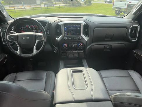 Used 2022 Chevrolet Silverado 1500 RST w/ Convenience Package II AWD/4WD image 14