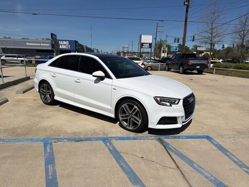 Used 2018 Audi A3 2.0T Premium Plus w/ Premium Plus Package image 3