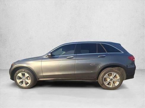 Used 2018 Mercedes-Benz GLC 300 4MATIC image 8