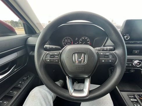 Used 2023 Honda CR-V EX image 29