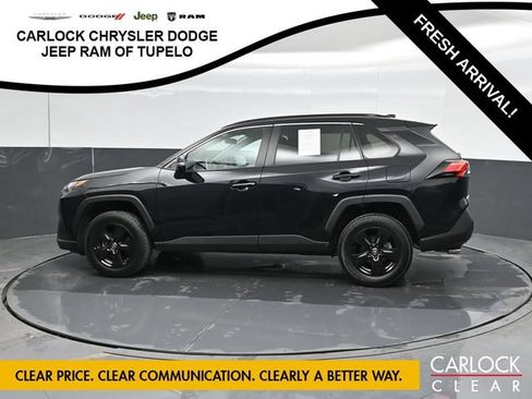 Used 2024 Toyota RAV4 XLE FWD image 9