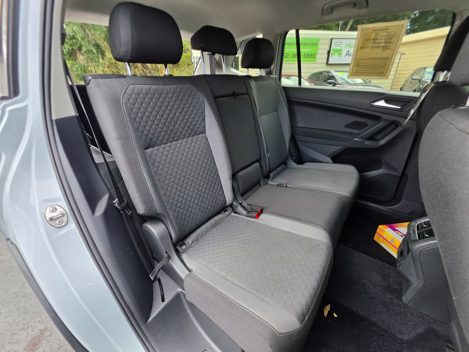 Used 2018 Volkswagen Tiguan S FWD image 15