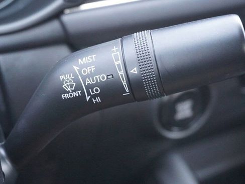 Used 2024 MAZDA MAZDA3 s image 25