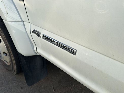 Used 2021 Ford F450 Platinum w/ FX4 Off-Road Package image 10