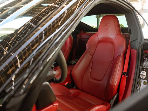 Used 2022 Porsche 911 Carrera S image 42