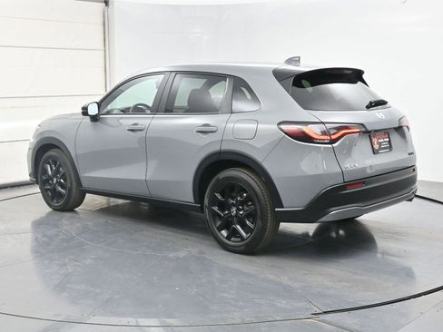 Used 2024 Honda HR-V Sport image 19