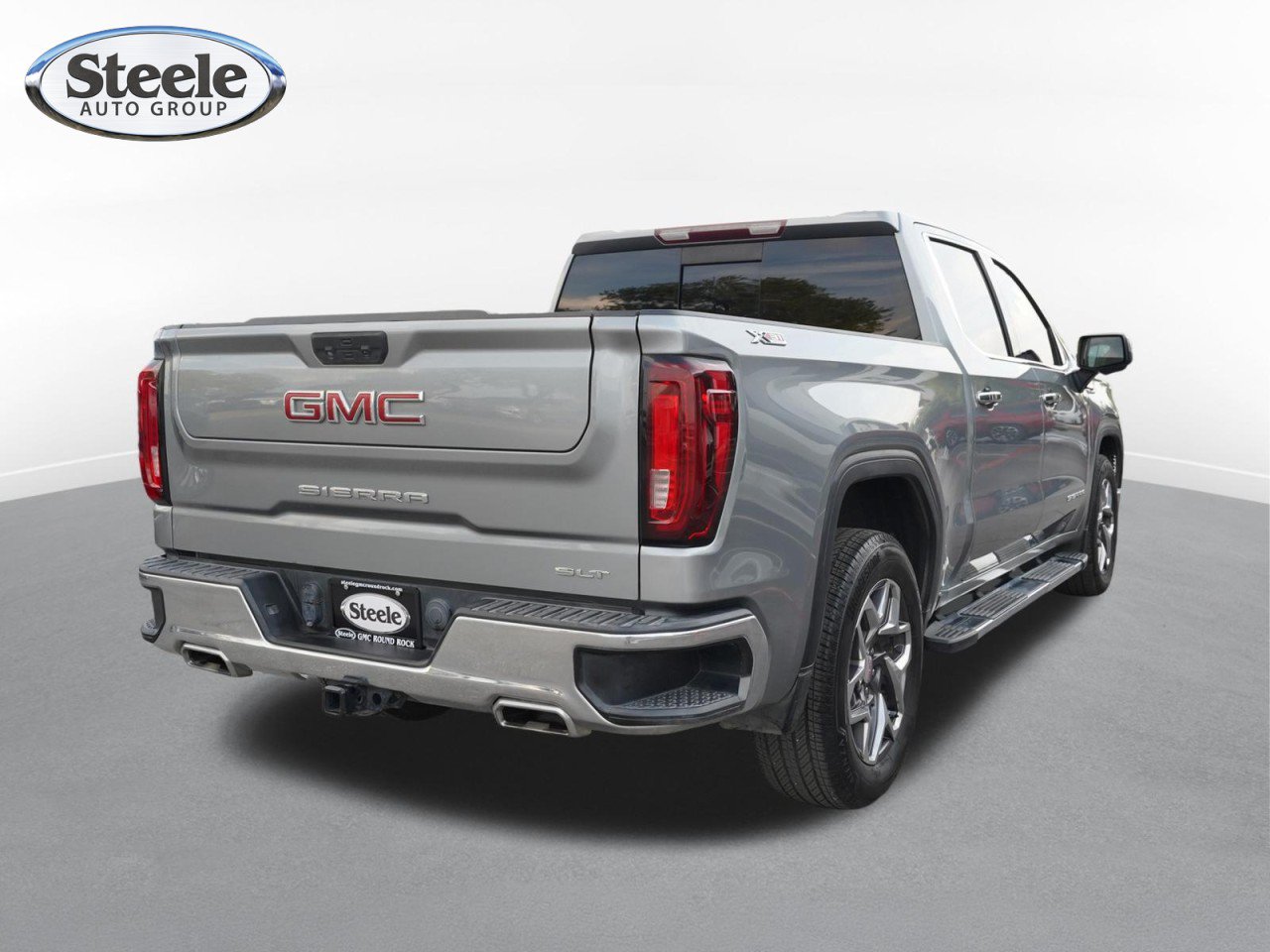 Used 2023 GMC Sierra 1500 SLT AWD/4WD image 5