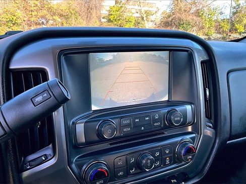 Certified 2018 Chevrolet Silverado 1500 LT w/ LT Fleet Convenience Package image 14