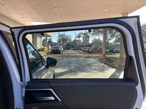 New 2025 Mitsubishi Outlander SEL Black Edition image 38